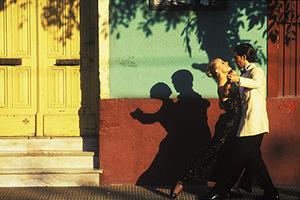 tango dancers stock photo How to discover yourself and new friends in Buenos Aires
