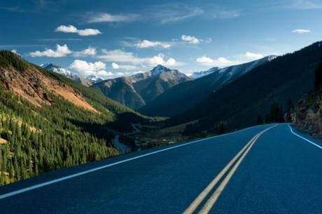 beautiful-roads-around-the-world-17