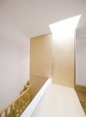 Reforma de una vivienda en Barcelona by Anna and Eugeni Bach