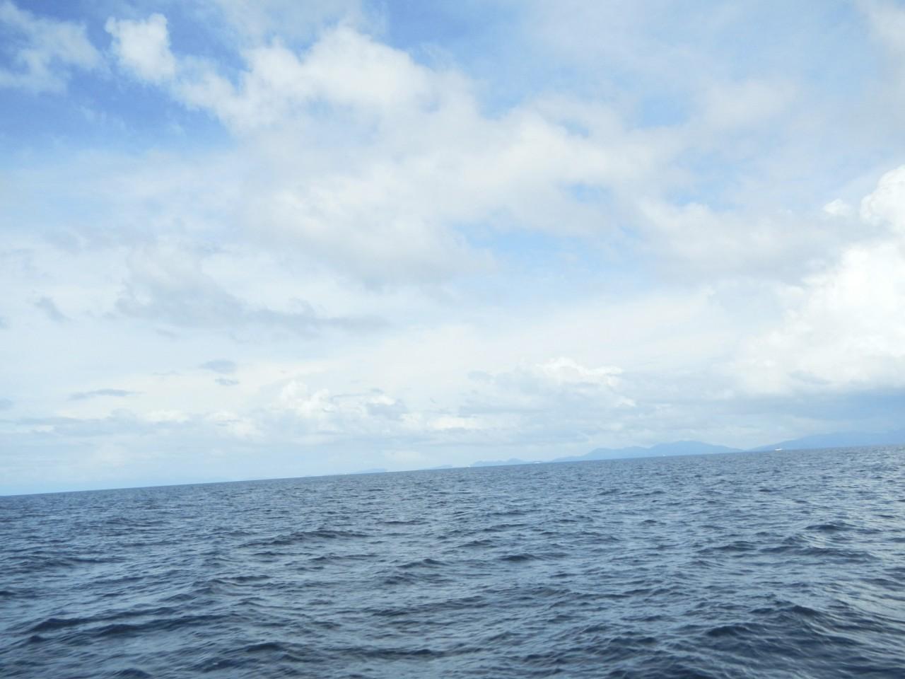 Dreaming of islands on the horizon