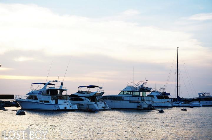 Manila Bay Sunset Cruise on a Yacht