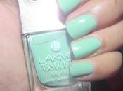 Lakme Absolute Nail Tint Kiwi Martini (Limited Edition) Review, Swatches, Price Quality Comparison with Fast Fabulous