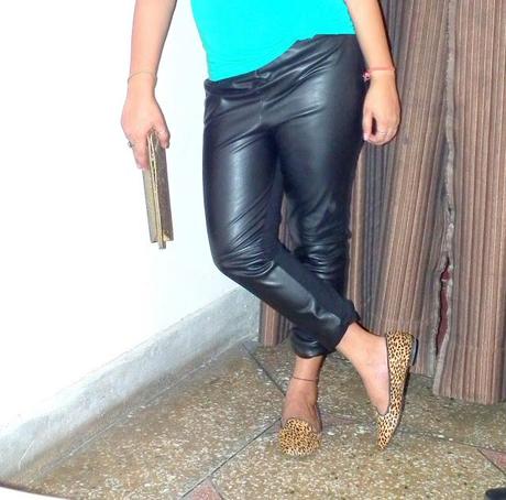 Outfit | Styling Cyan Tshirt with Faux Leather and Leopard Print!!