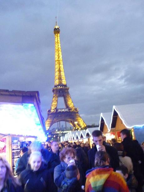 Le Tour Eiffel Paris by night
