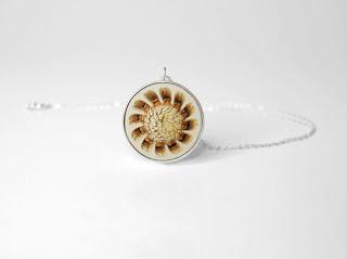 paper arts | paper jewelry