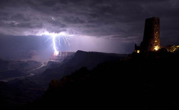 Striking Photo: Lightning Hits Grand Canyon