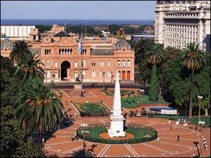 Plaza de Mayo 300x225 A Precious Week in Buenos Aires