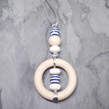 Mama Jewels Teething Necklaces: Review