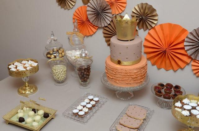 A Table fit for a Queen by Cakes and Co