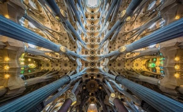 Sagrada-Familia-Perspectives7-640x393