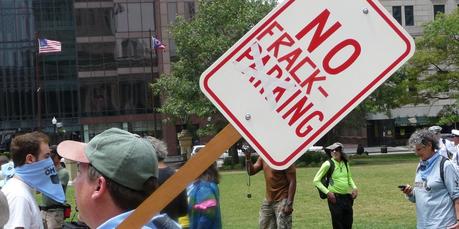 Anti-fracking activist on rally to ban fracking in Ohio (Credit: Flickr @ ProgressOhio http://www.flickr.com/photos/progressohio/)