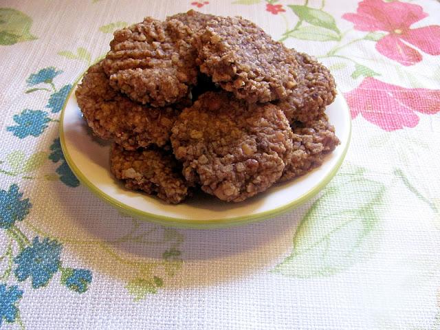 Healthy Peanut Butter Oatmeal Cookies! (No Flour!)