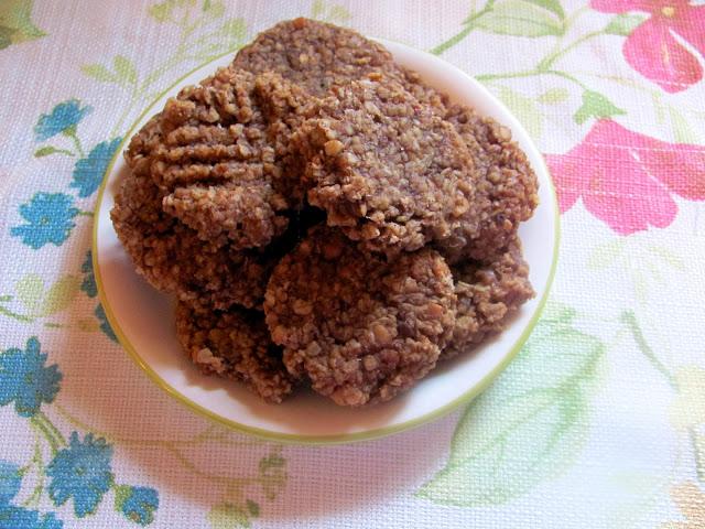 Healthy Peanut Butter Oatmeal Cookies! (No Flour!)