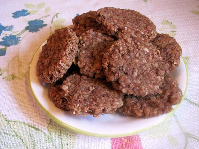 Healthy Peanut Butter Oatmeal Cookies! (No Flour!)