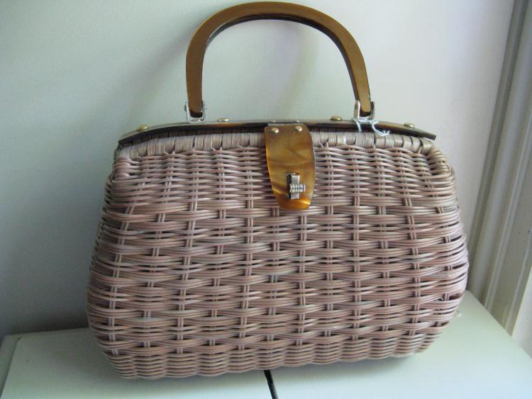 Chic ~~ the Straw Handbag - Paperblog