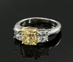 Cushion modified brilliant engagement ring