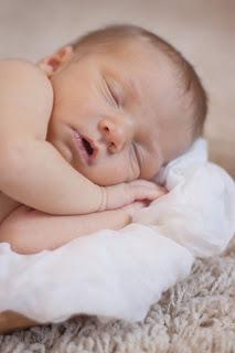 Preparing For A Little One: Calming Your Baby & Sleep Methods {Link Up}