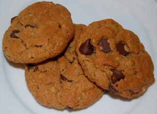 Flourless Peanut Butter Oatmeal Chocolate Chip Cookies