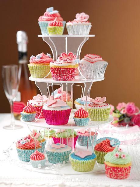 Wedding cupcakes by Baking Mad