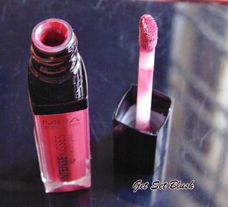 MUA Intense Glosses in Stolen Kisses - Review, Swatches,On my lips,FOTD
