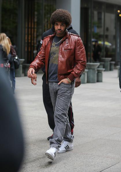 Drake on set of the upcoming movie Anchorman 2
Drake gets into...