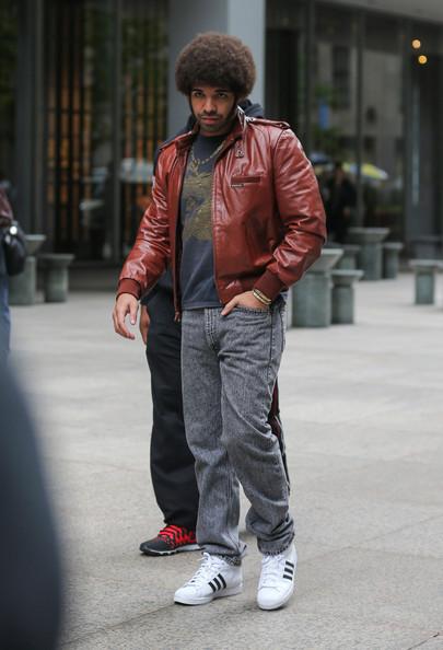 Drake on set of the upcoming movie Anchorman 2
Drake gets into...