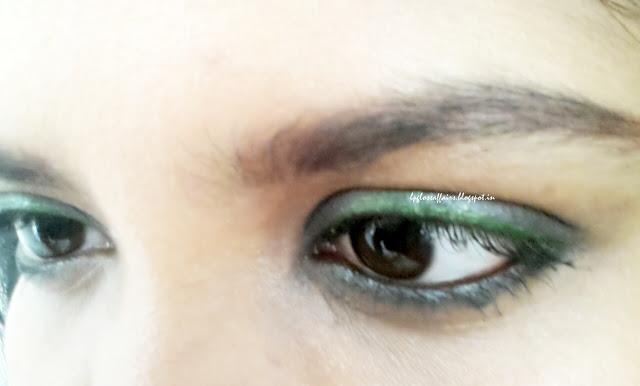 ♥ Maybelline Hyper Glossy Runway Pop Liquid Liner in Khaki ♥