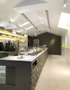 Les Bebes Cupcakery by J.C. Architecture