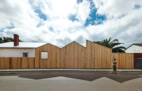 profile house facade exterior 