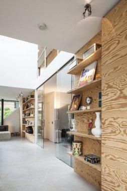 Villa V by Paul de Ruiter Architects