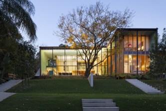 Taringa House by Loucas Zahos Architects