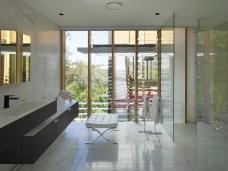 Taringa House by Loucas Zahos Architects