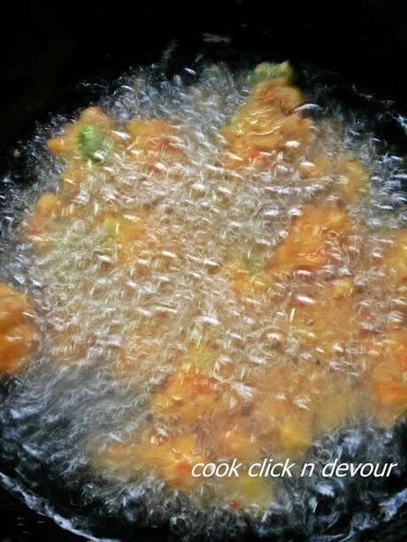 Mixed vegetable kunuku- deep fried lentil crispes