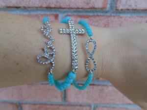 rhinestone-cross-stretch-bracelet