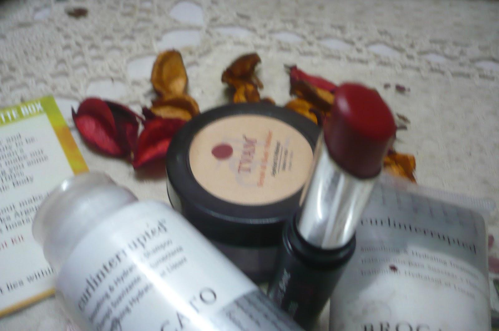 My May 2013 Vellvette Box !