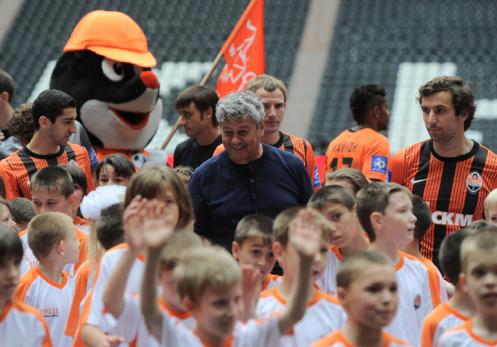 football club Shakhtar Donetsk plays orphanage