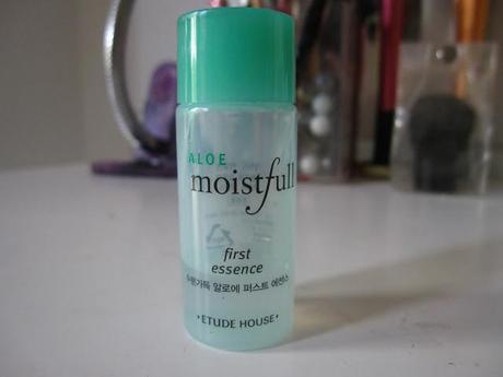 Review: Etude House Aloe Moistfull (essence, soothing creme, soothing gel)