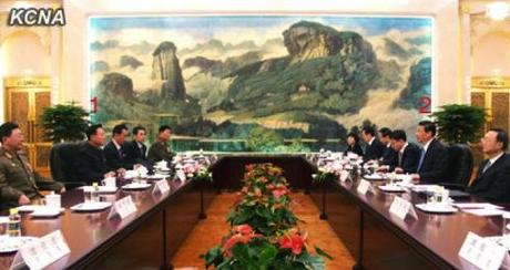 Choe Ryong Hae (1) and a senior DPRK delegation meet with Chinese President Xi Jinping (2) and senior Chinese officials at the Great Hall of the People in Beijing on 24 May 2013 (Photo: KCNA)
