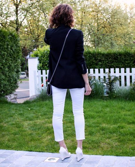 Cropped white jeans