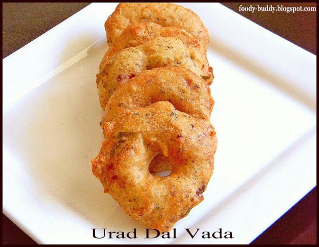 Ulundu Vadai / Medu Vada - South Indian Recipe with video