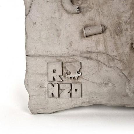 d03ac252c7cf11e2995822000a1f9875 7 526x526 Ronzo: Skater Saurus Limited Edition