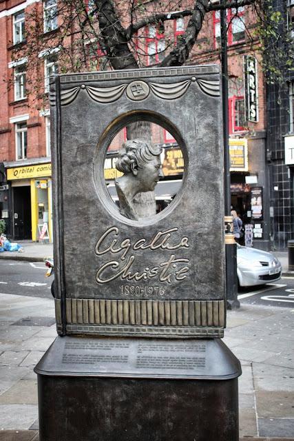 The Nightly London Photoblog 29:05:13 The Nightly London Photoblog 29:05:13