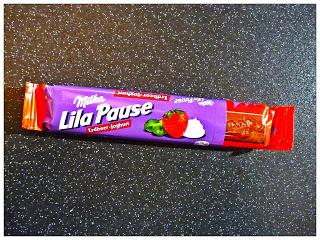 Milka Lila Pause - Strawberry and Yogurt