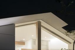 Folm Arts by Tsubasa Iwahashi Architects