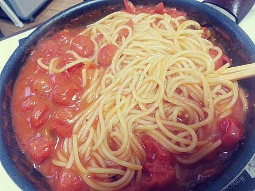 The Korean Way: Tomato Pasta