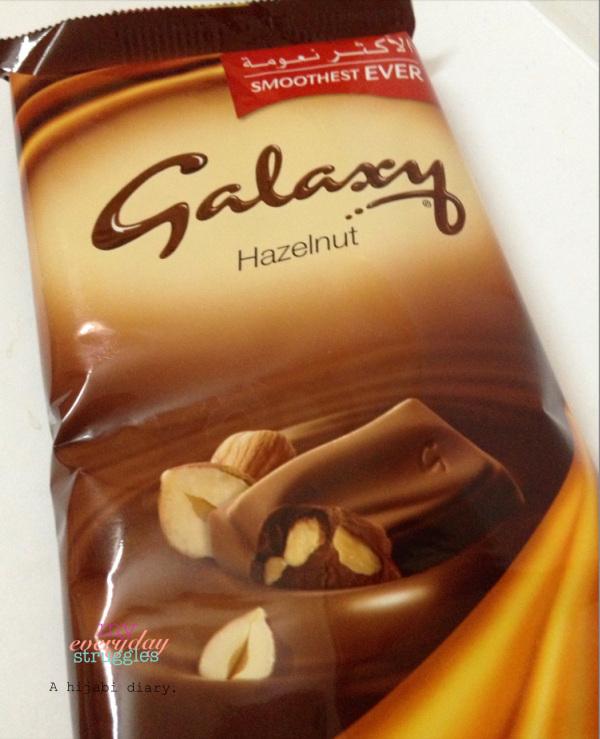 Galaxy hezelnut chocolate bar