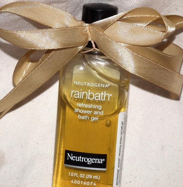 Fresh and Happy Smelling Neutrogena Rainbath Shower Gel