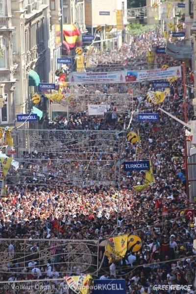 Greenpeace Condemns Brutal Police Clampdown On Peaceful Gezi Park Protest