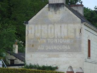 Ghost signs 89: return to the Loire