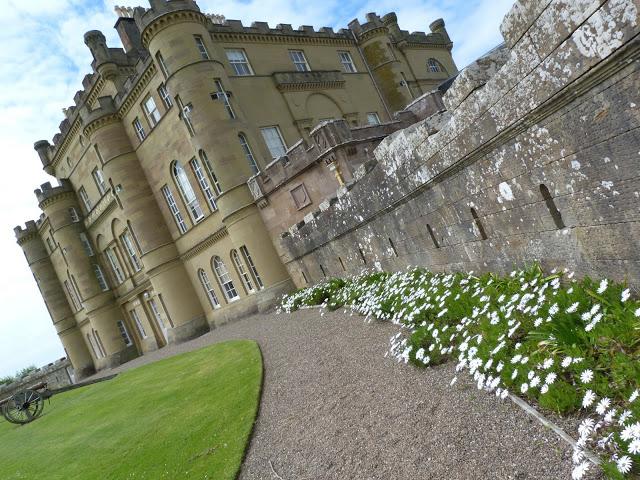 153/365 Culzean Castle - or we got NTS family membership so we're going to use it.